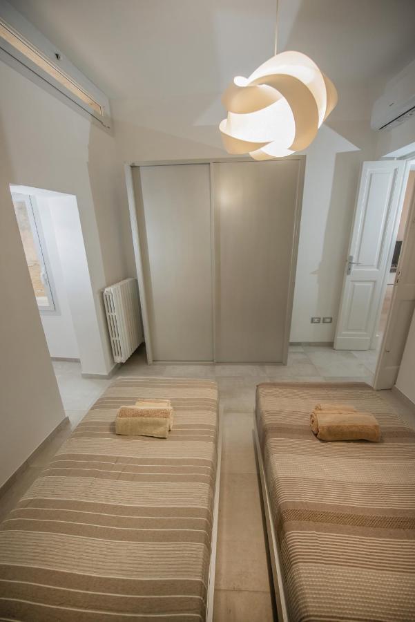 Lecce Santa Chiara Terrace Piano Rialzato Apartment Luaran gambar
